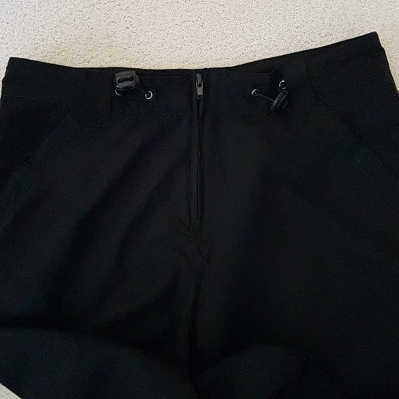 Capris - Picture 2 of 3